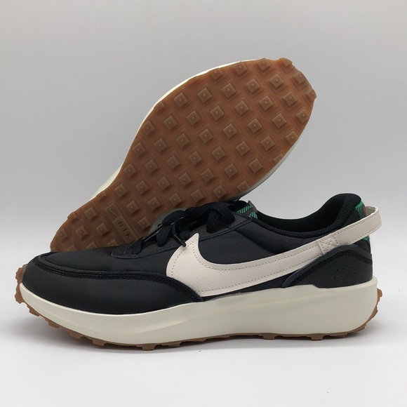 Nike Waffle Debut PRM Black University Red Pale Ivory Men’s Sz 9 DV0813-001 - Picture 1 of 5